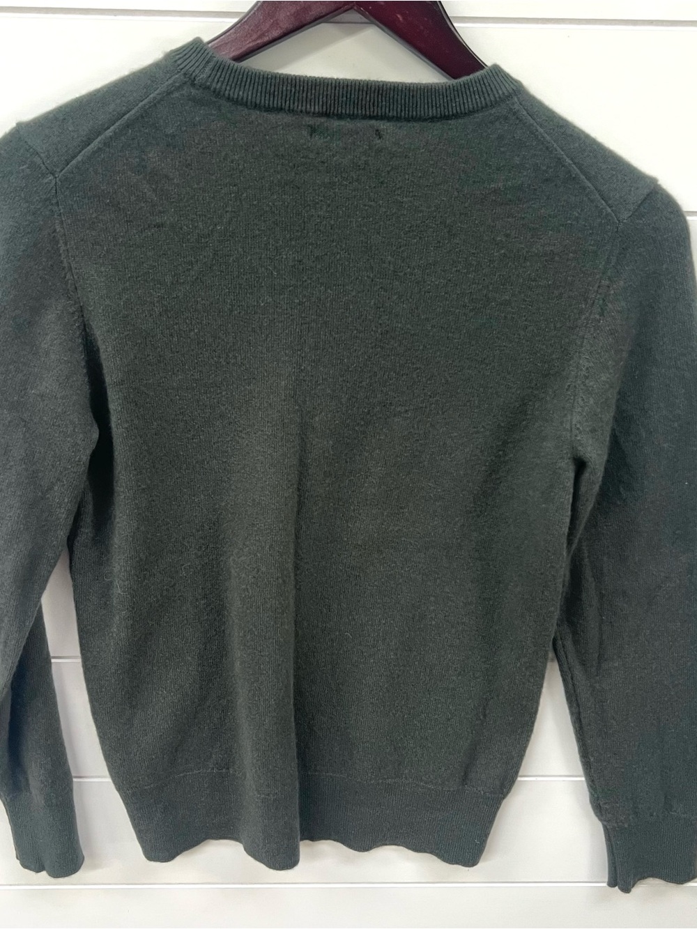 Women’s Quince Mongolian Cashmere Crewneck Sweater S Moss Green 100% Cashmere - Picture 3 of 5